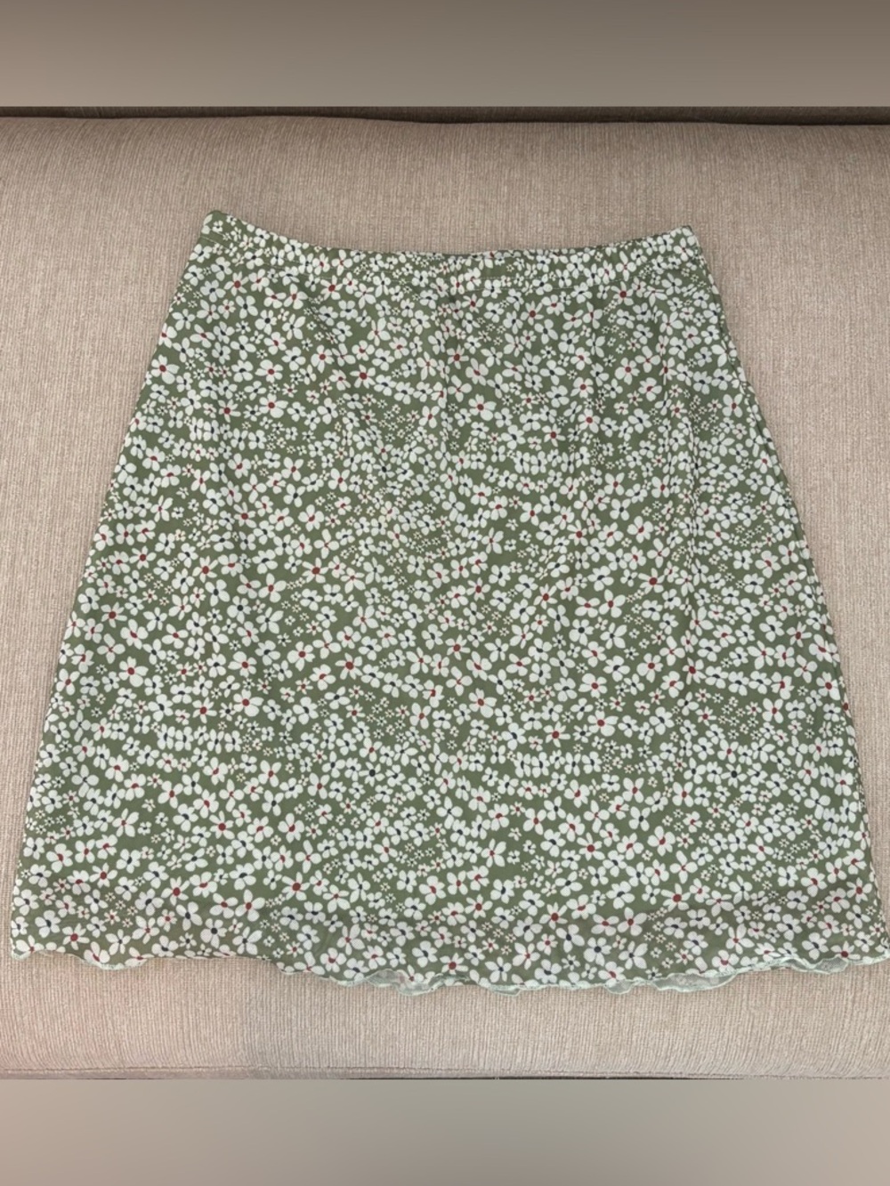 SHEIN Olive Green Floral A-Line Skirt with White & Red Blossoms